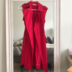 Red sleeveless coat